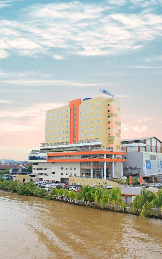 Harris Hotel Samarinda Kültér fotó