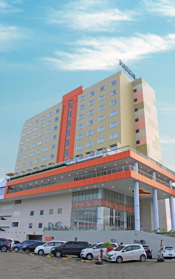 Harris Hotel Samarinda Kültér fotó
