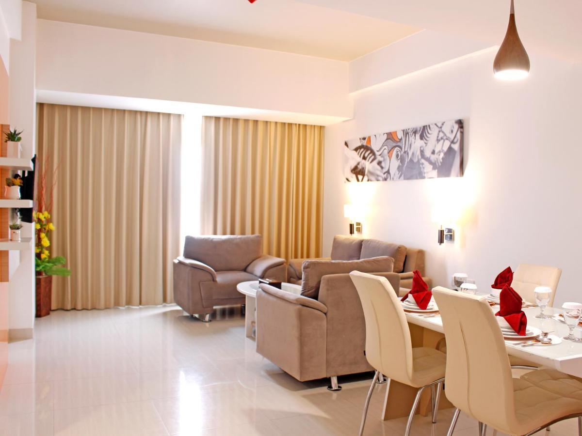 Harris Hotel Samarinda Kültér fotó