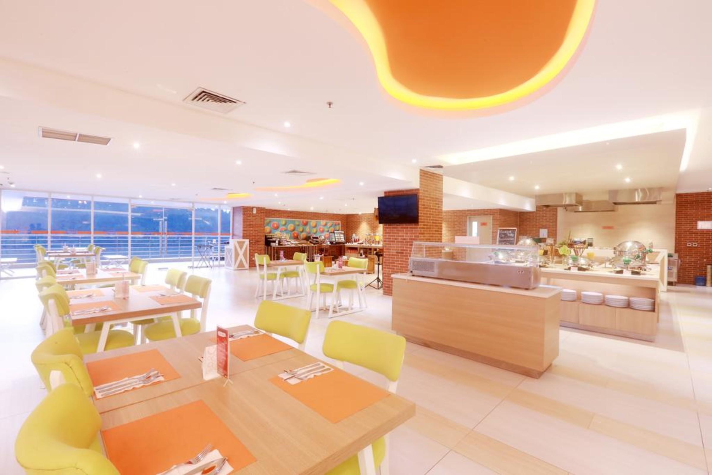 Harris Hotel Samarinda Kültér fotó