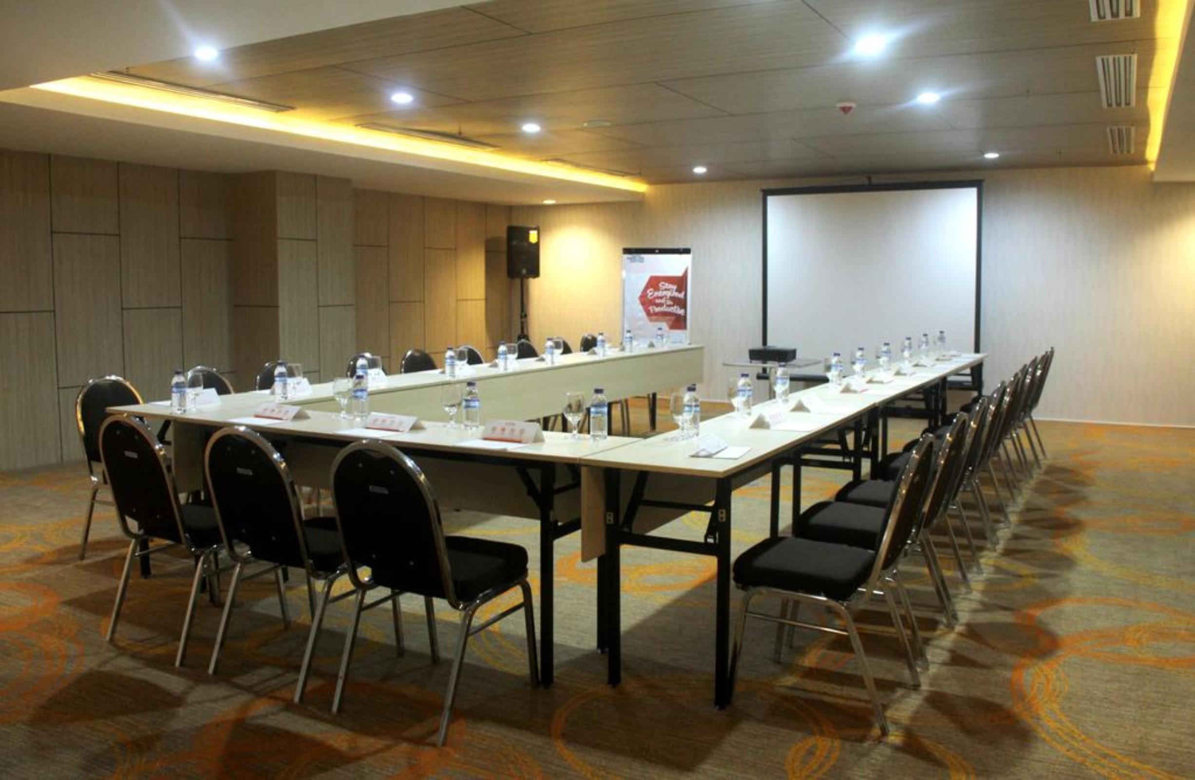 Harris Hotel Samarinda Kültér fotó