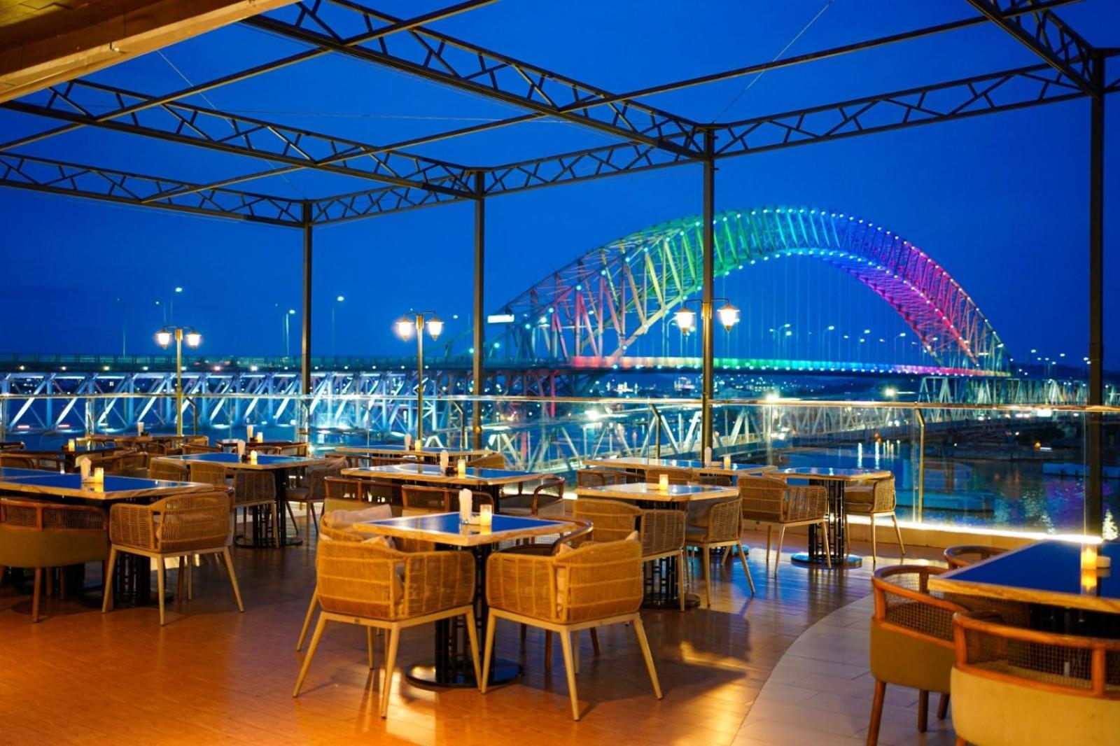 Harris Hotel Samarinda Kültér fotó