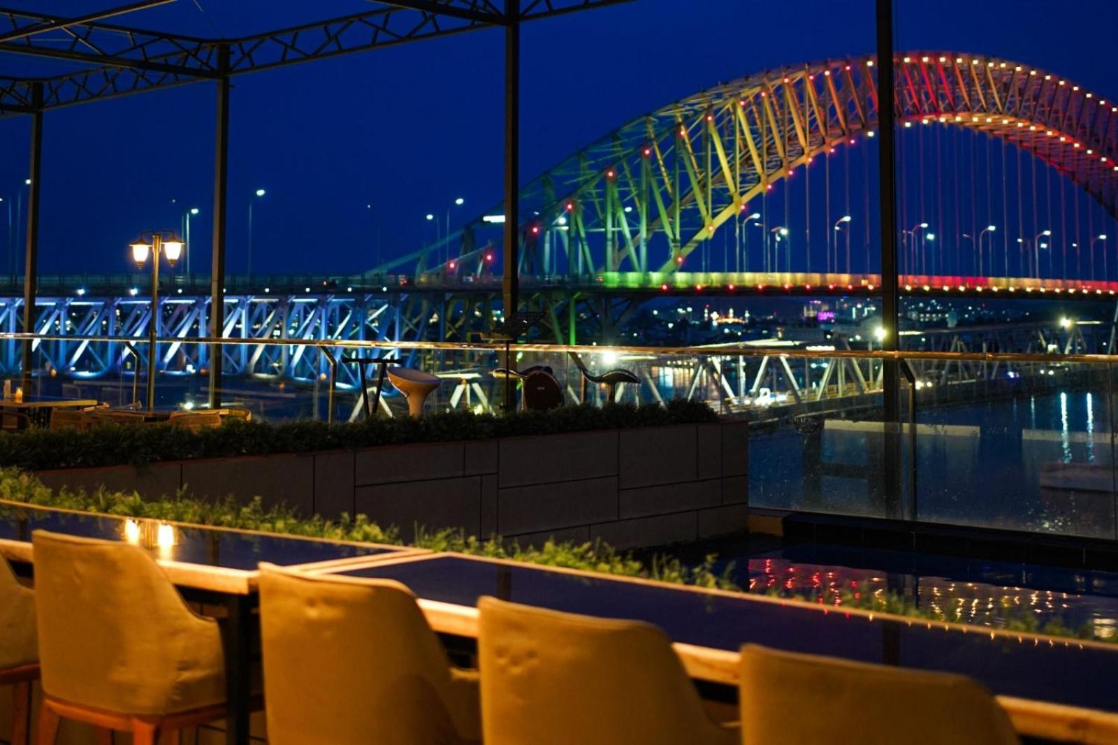 Harris Hotel Samarinda Kültér fotó